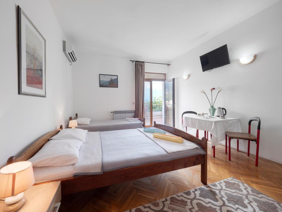 Guest House Madra Budva Exterior photo